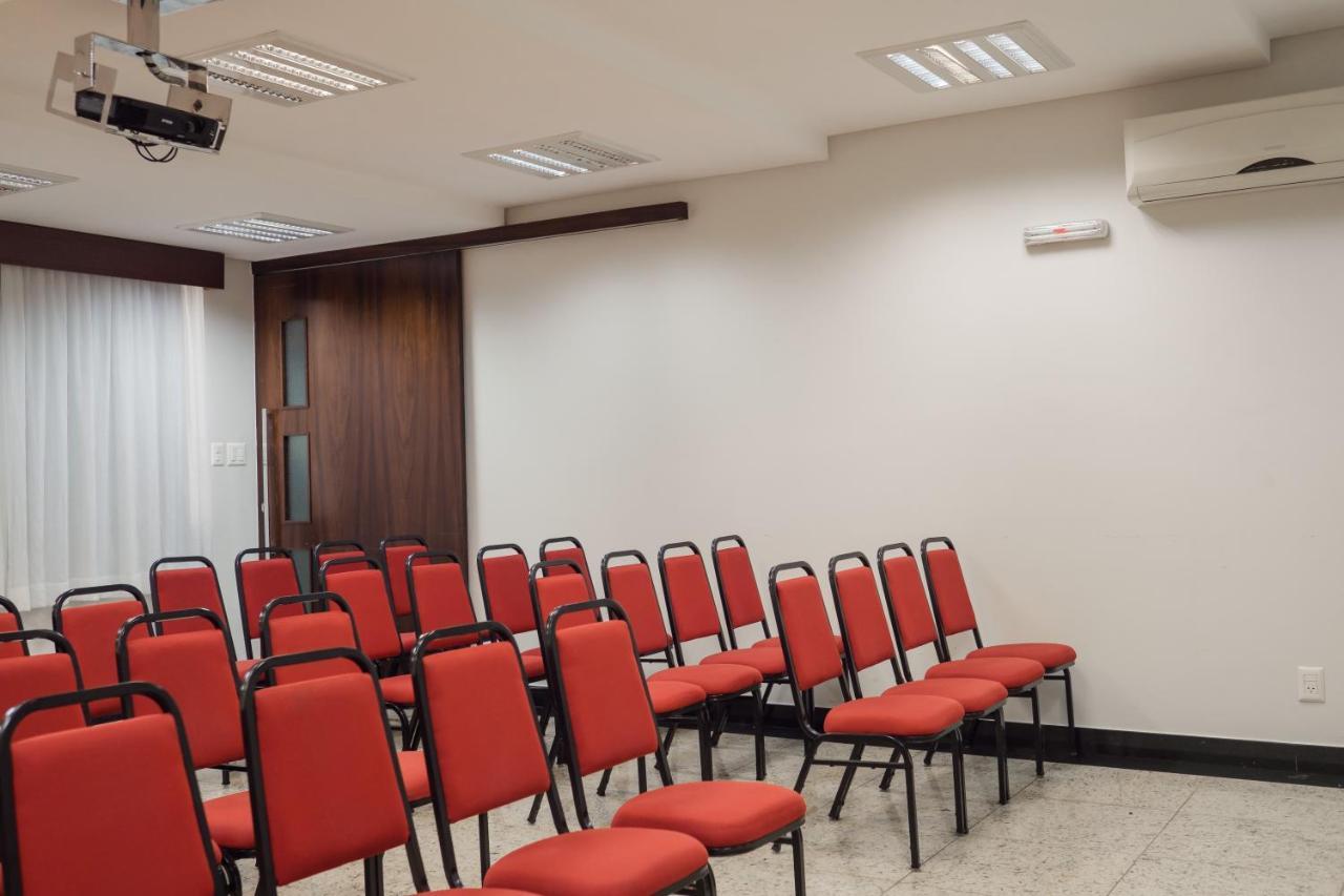Ibituruna Center Hotel Governador Valadares Eksteriør bilde