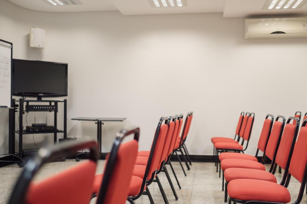 Ibituruna Center Hotel Governador Valadares Eksteriør bilde