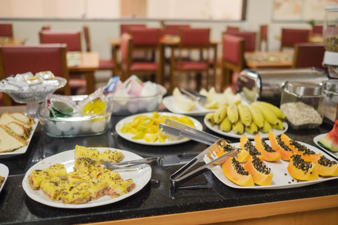 Ibituruna Center Hotel Governador Valadares Eksteriør bilde