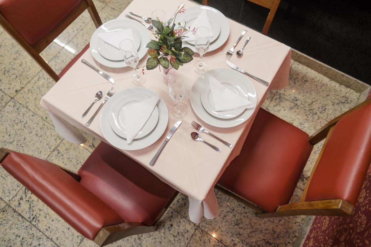 Ibituruna Center Hotel Governador Valadares Eksteriør bilde